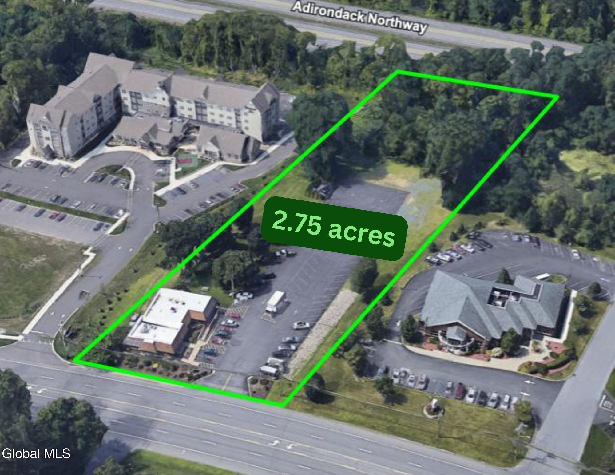 1742 Route 9, Halfmoon, NY 12065