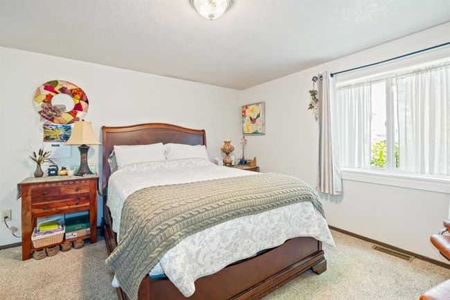 Master Bedroom | Image 19