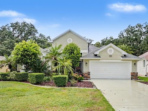 8045 Waterbury Way, MOUNT DORA, FL, 32757-8827 | Card Image