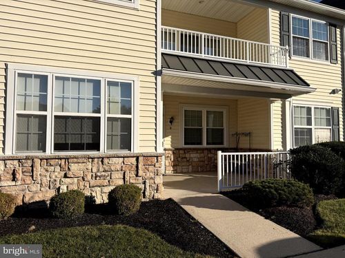 9 Pelican Place, West Deptford, NJ, 08086 | Card Image