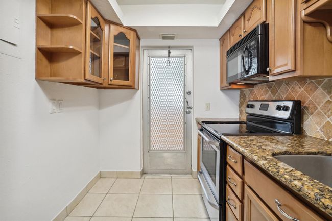 APT-367 - 4500 N Federal Hwy, Condo with 2 bedrooms, 2 bathrooms and null parking in Lighthouse Point FL | Image 7