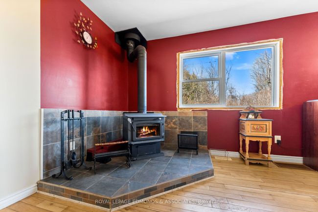 887 Flat Rd, House other with 3 bedrooms, 2 bathrooms and 10 parking in Dacre ON | Image 14