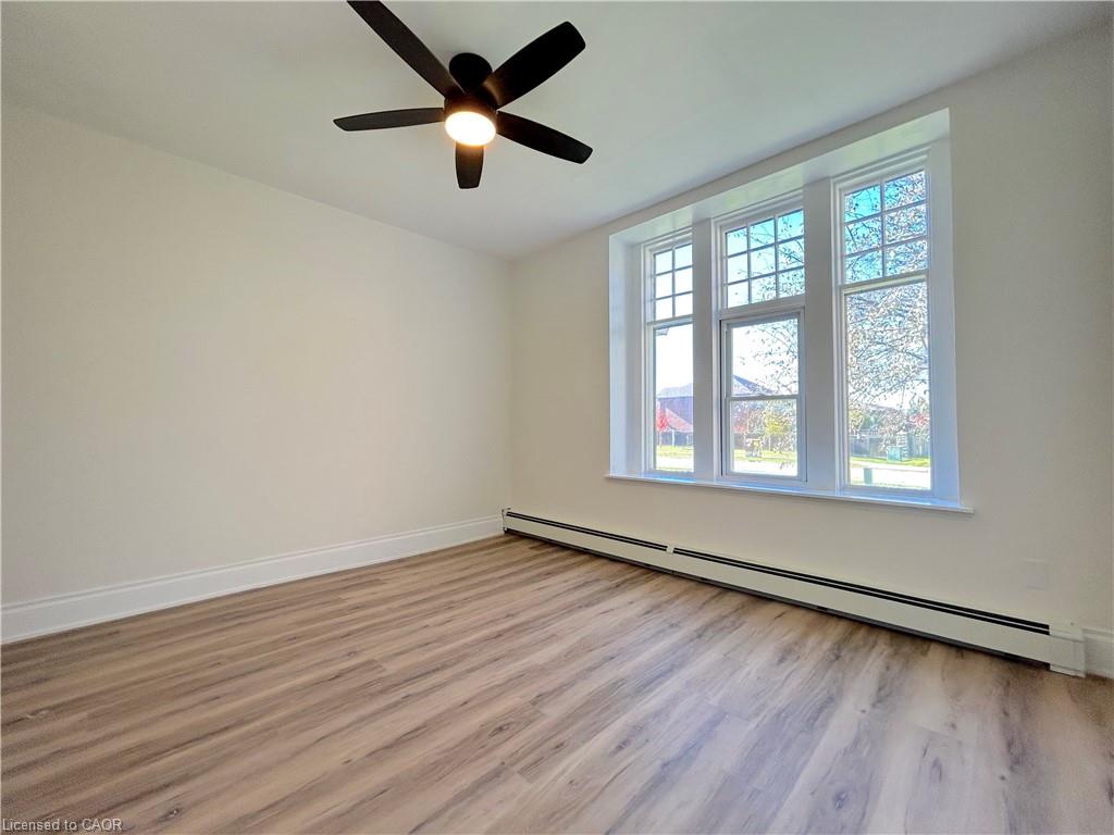 Residential Lease in Stoney Creek 3