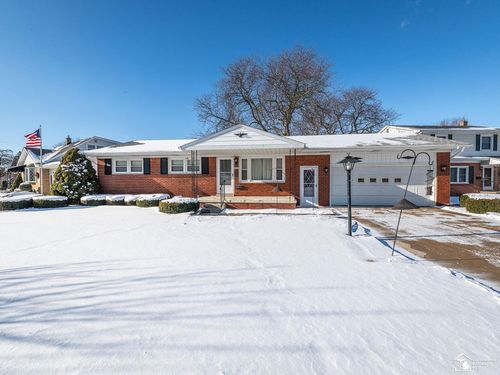 1055 Lavender St, Monroe, MI, 48162-2861 | Card Image