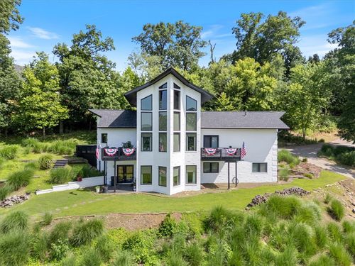 22047 Dawn Hill Rd E, Siloam Springs, AR, 72761 | Card Image