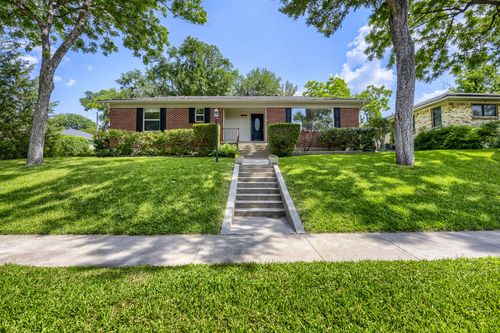11016 Lippitt Ave, Dallas, TX, 75218-1917 | Card Image