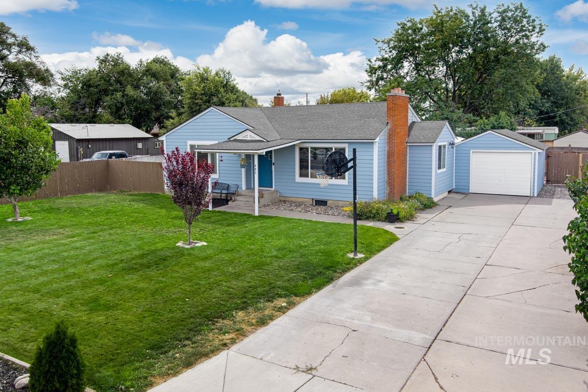 Falls Ave, Twin Falls, ID 83301