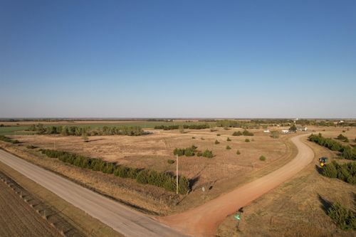 1667 W Bryce Dr, Milton, KS, 67106-8034 | Card Image