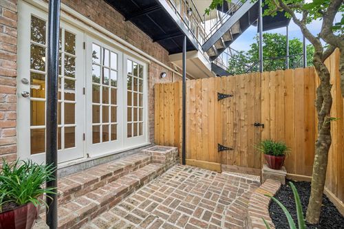 453 N Post Oak Ln, Houston, TX, 77024-5917 | Card Image
