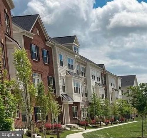 817 Sawback Sq Ne, LEESBURG, VA, 20176-4130 | Card Image
