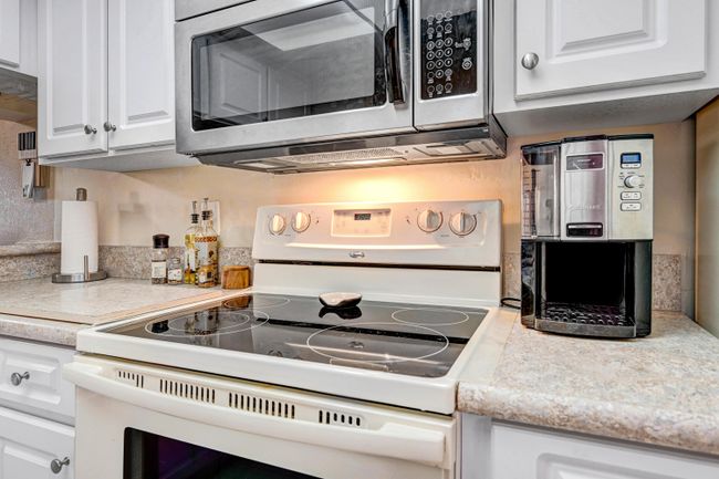 Kitchen Cabinets Have All Been Replaced & Have Soft Close Feature! | Image 13