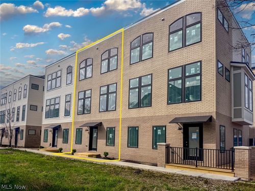 1922 W 47th St, Cleveland, OH, 44102-3435 | Card Image