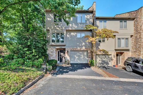 3426 Londonderry Ct, Roanoke, VA, 24018-5058 | Card Image