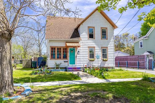 52 Clayton St, Rochester, NY, 14612-4804 | Card Image