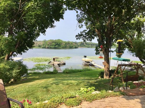 169 Peninsula Rd, Medicine Lake, MN, 55441-4113 | Card Image