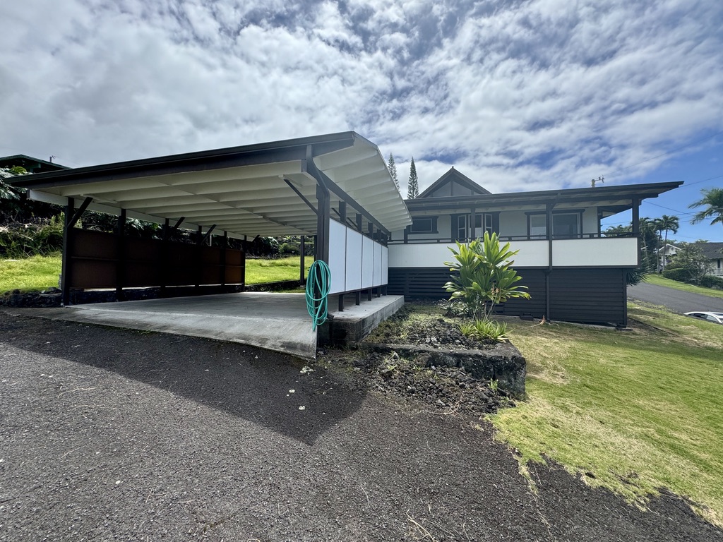 Kau Pl, Kailua Kona, HI 96740