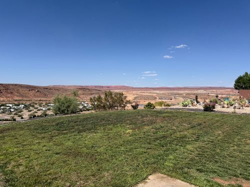 3677 E Archturus Dr, St George, UT, 84790-1323 | Card Image