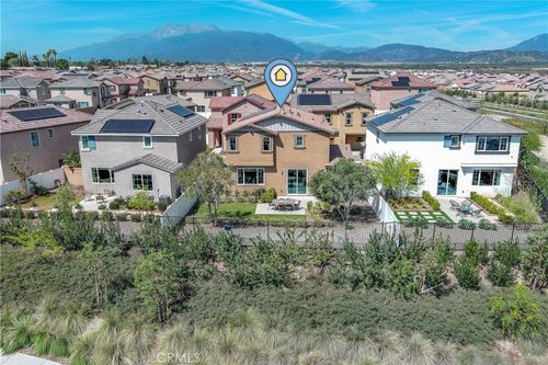 2433 Gunner Ridge Way, Rialto, CA, 92377-4005 | Card Image