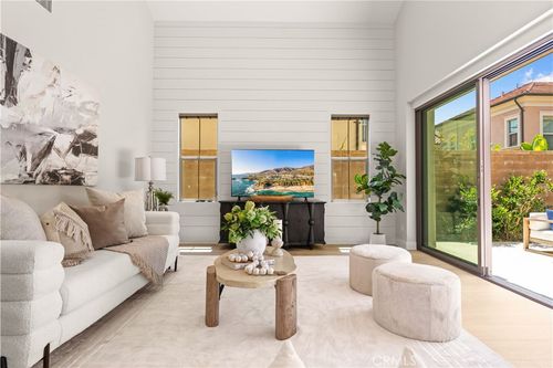 105 Yellow Iris, Irvine, CA, 92602 | Card Image