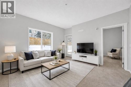 4641 128 Ave Ne, Calgary, AB, T3N1T2 | Card Image