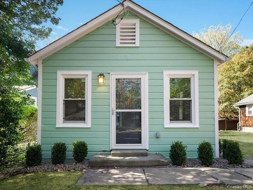 97 Old Western Highway, Orangetown, NY, 10913 | Card Image