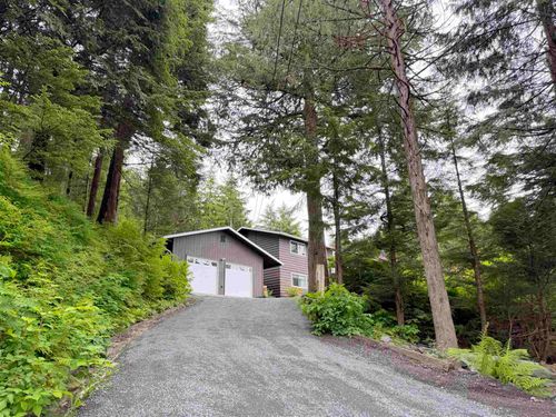 1804 Edgecumbe Dr, Sitka, AK, 99835-9614 | Card Image