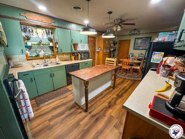 1004 Hillcrest, House other with 3 bedrooms, 2 bathrooms and null parking in Linden TX | Image 6