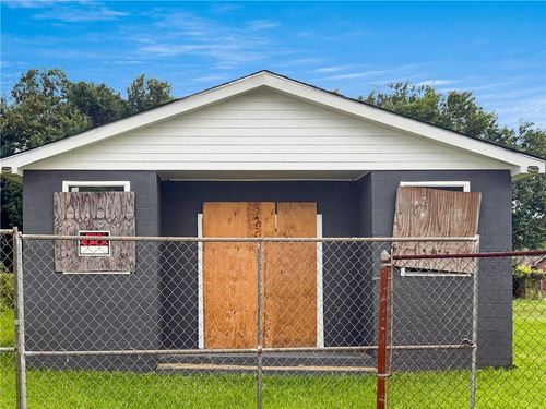3062 Casimire St, New Orleans, LA, 70131-4226 | Card Image