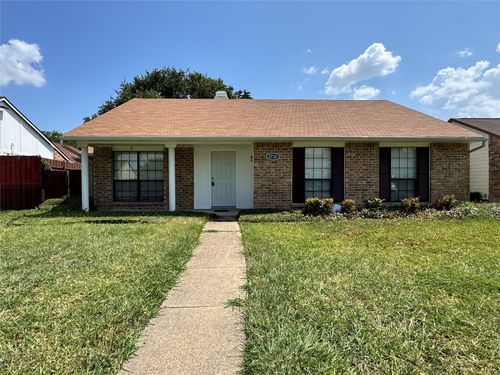 2730 Centennial Dr, Garland, TX, 75042-5606 | Card Image