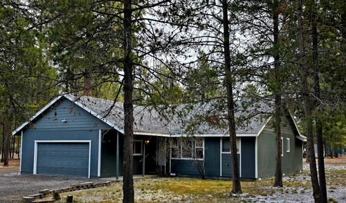 53156 Day Rd, La Pine, OR, 97739-9038 | Card Image