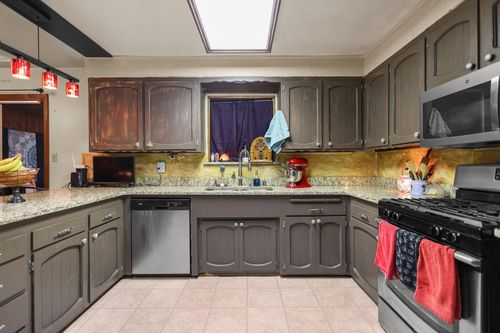 20106 Bonita Way, Redding, CA, 96002-9748 | Card Image