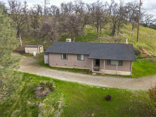 18725 Wilderness Trl, Cottonwood, CA, 96022-9618 | Card Image