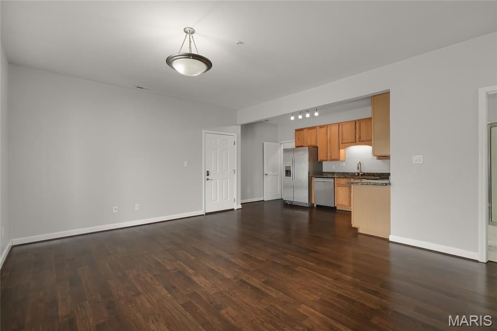 Residential in Valley Park 5