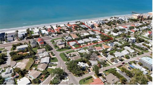 16102 1st St E, REDINGTON BEACH, FL, 33708-1602 | Card Image