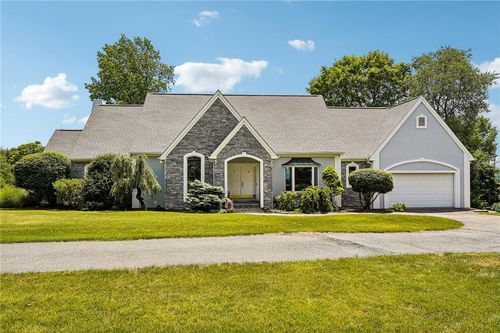 280 Sky Line Dr, Williams Twp, PA, 18042-7025 | Card Image