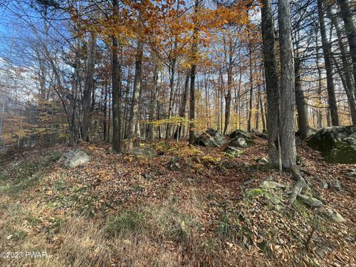 168 (3094) Northgate Ct, Lake Ariel, PA, 18436 | Card Image