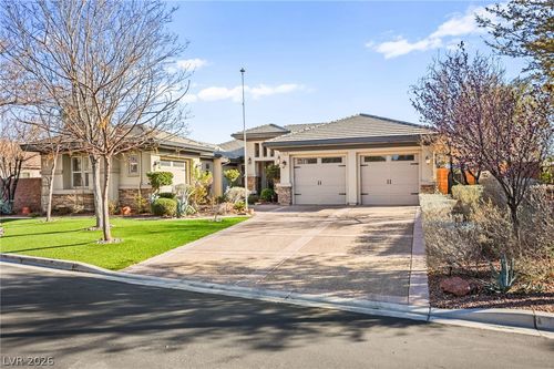 6907 May Basket Ave, Las Vegas, NV, 89131-0123 | Card Image