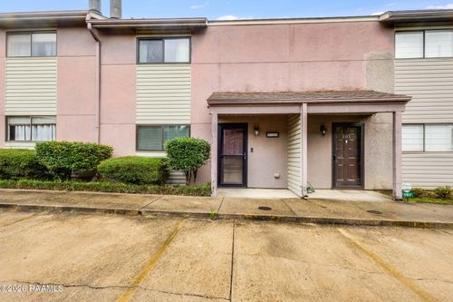 apt-102-110 W Bayou Parkway, Lafayette, LA, 70503 | Card Image