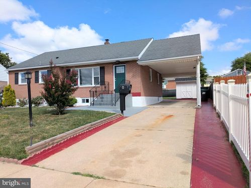 4 Glover Cir, WILMINGTON, DE, 19804-3202 | Card Image