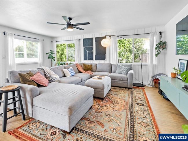 507 S Main St St, House other with 3 bedrooms, 1 bathrooms and null parking in Jefferson OR | Image 4