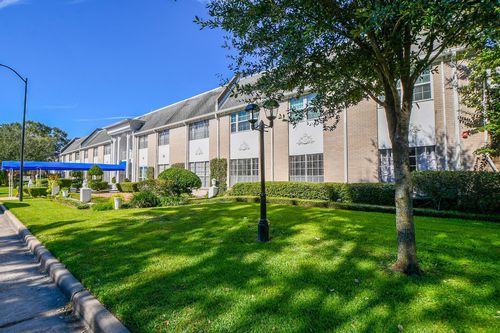 apt-a6-2700 Bellefontaine St, Houston, TX, 77025-1671 | Card Image