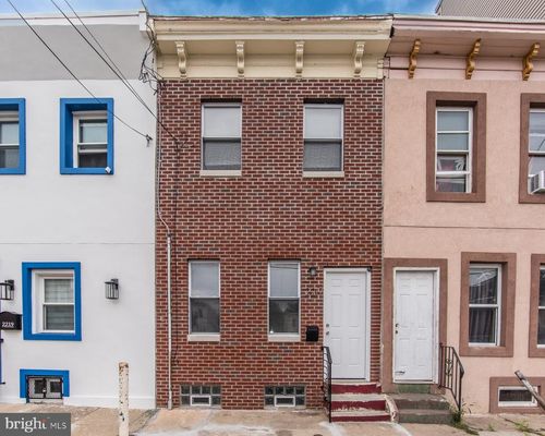 2217 N Waterloo St, PHILADELPHIA, PA, 19133-3743 | Card Image