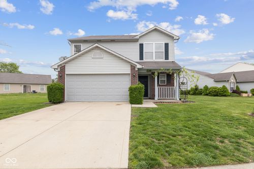 9664 Trail Dr, Avon, IN, 46123-9133 | Card Image