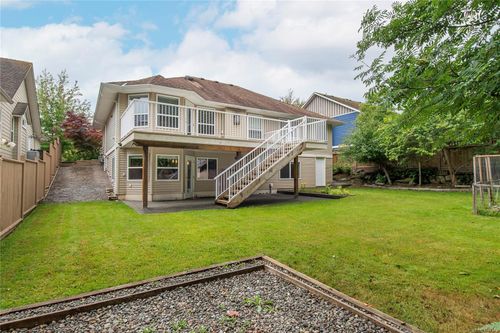228 Maryland Rd, Campbell River, BC, V9W8H5 | Card Image