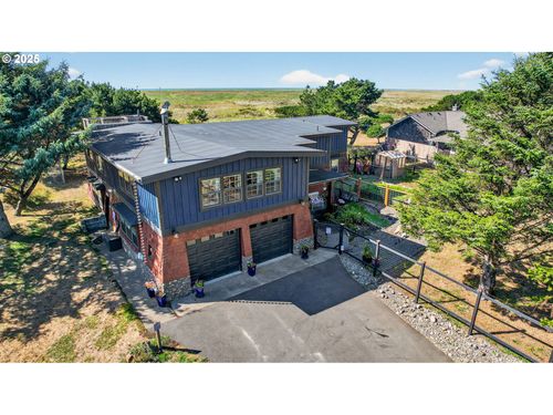 89728 Ocean Dr, Warrenton, OR, 97146-7194 | Card Image