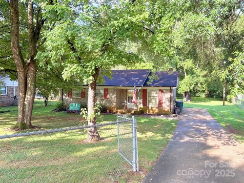 1113 13th St Nw, Conover, NC, 28613-2318 | Card Image