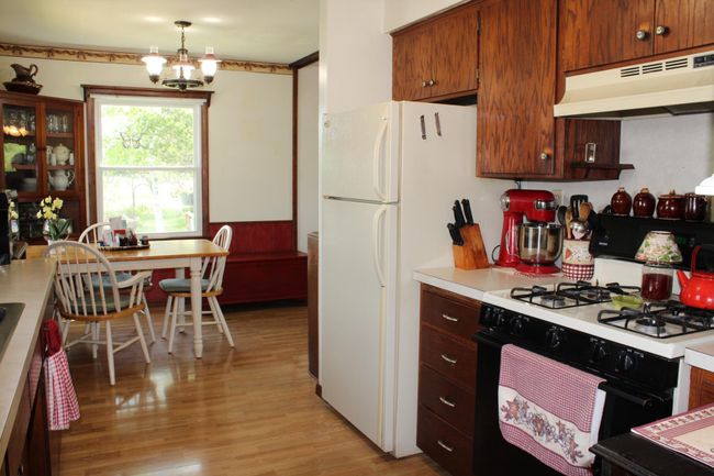 Kitchen/Dining Room | Image 4