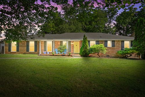 1534 Armistead Dr, Clarksville, TN, 37042-3512 | Card Image
