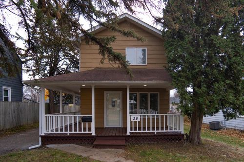 38 Winona St W, Saint Paul, MN, 55107-3338 | Card Image