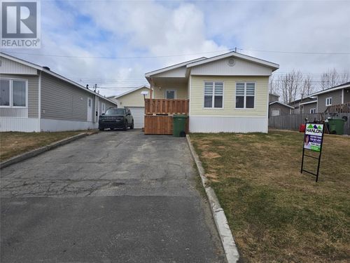 4027 Harrie Lake Dr, Labrador City, NL, A2V2S1 | Card Image